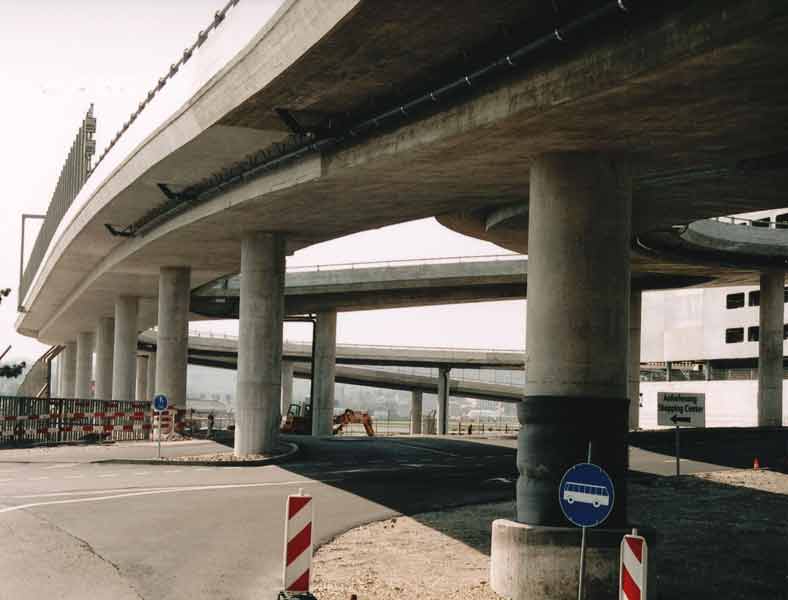 Flughafen Zürich-Kloten (L512)